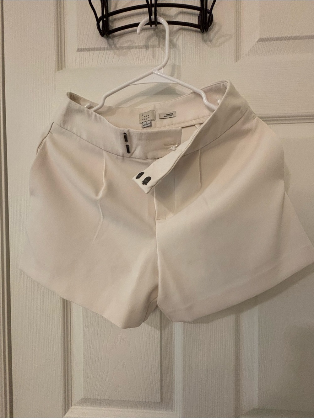 a new day High-Waist Cream Tailored Shorts with Pockets